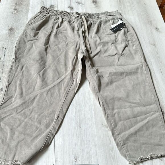 BLACK TAPE WOMEN'S FRAYED-HEM PULL-ON JOGGERS IN SUPER LIGHT SAGE WASH XXL NWT‎ - Picture 4 of 5